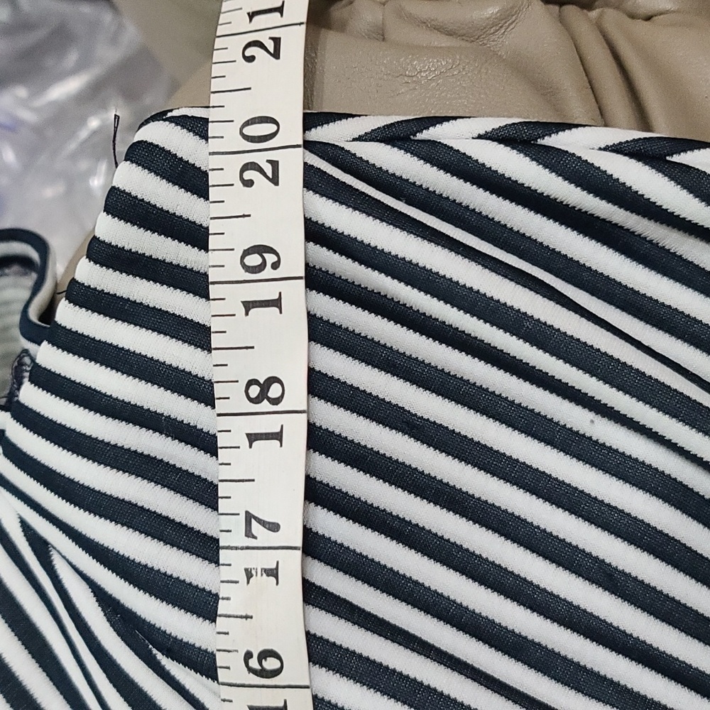 Shelby & Palmer Womens Dress Black/White Striped V-neck Zips‎ Pleated Sz 16 EUC